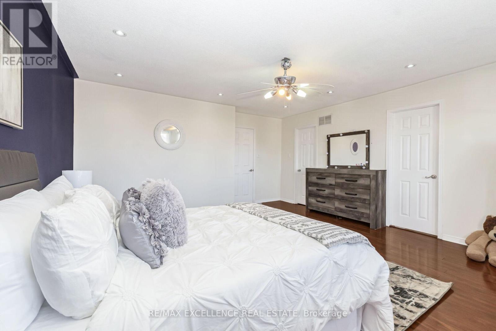 29 Faywood Drive, Brampton, Ontario  L6Y 4K3 - Photo 21 - W12483836