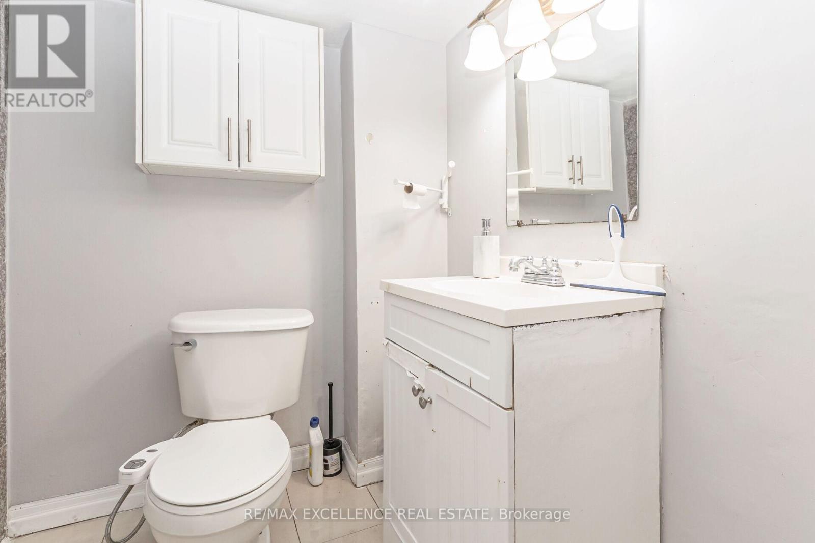 29 Faywood Drive, Brampton, Ontario  L6Y 4K3 - Photo 28 - W12483836