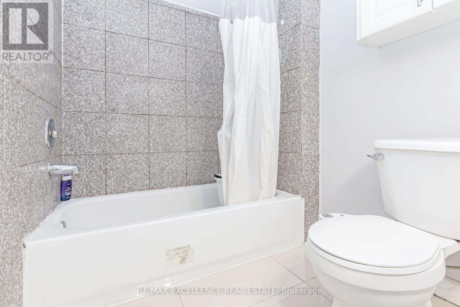 29 Faywood Drive, Brampton, Ontario  L6Y 4K3 - Photo 29 - W12483836