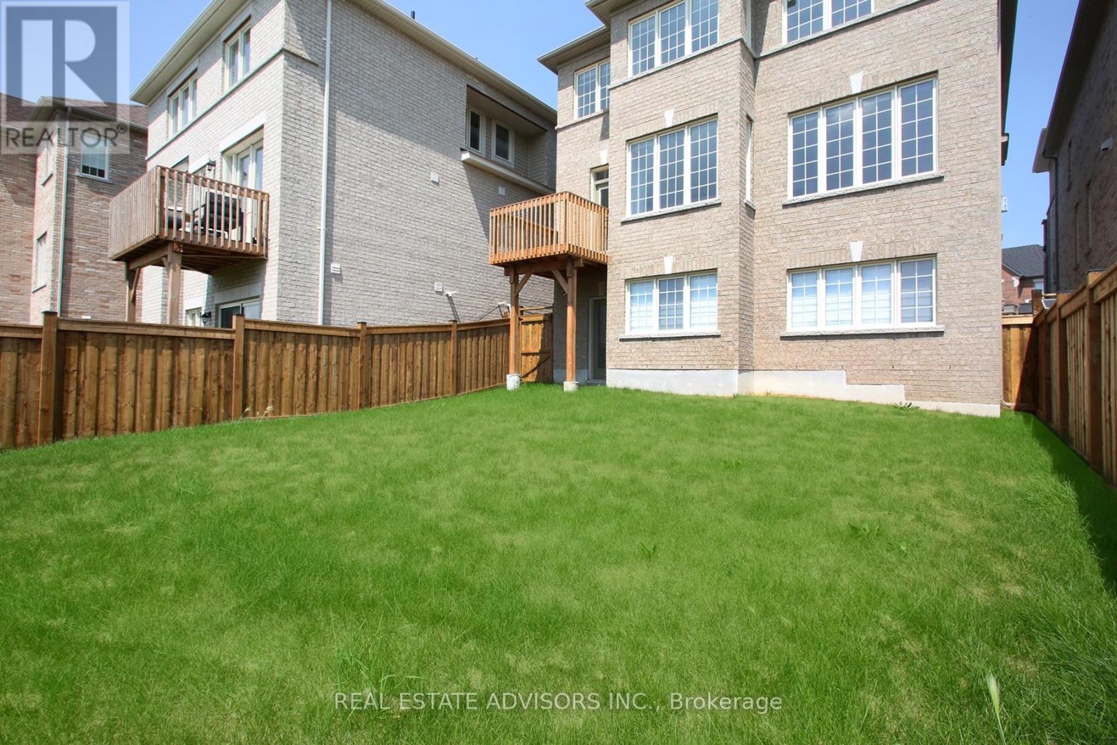 289 Ben Sinclair Avenue, East Gwillimbury, Ontario  L9N 0Z1 - Photo 24 - N12483913