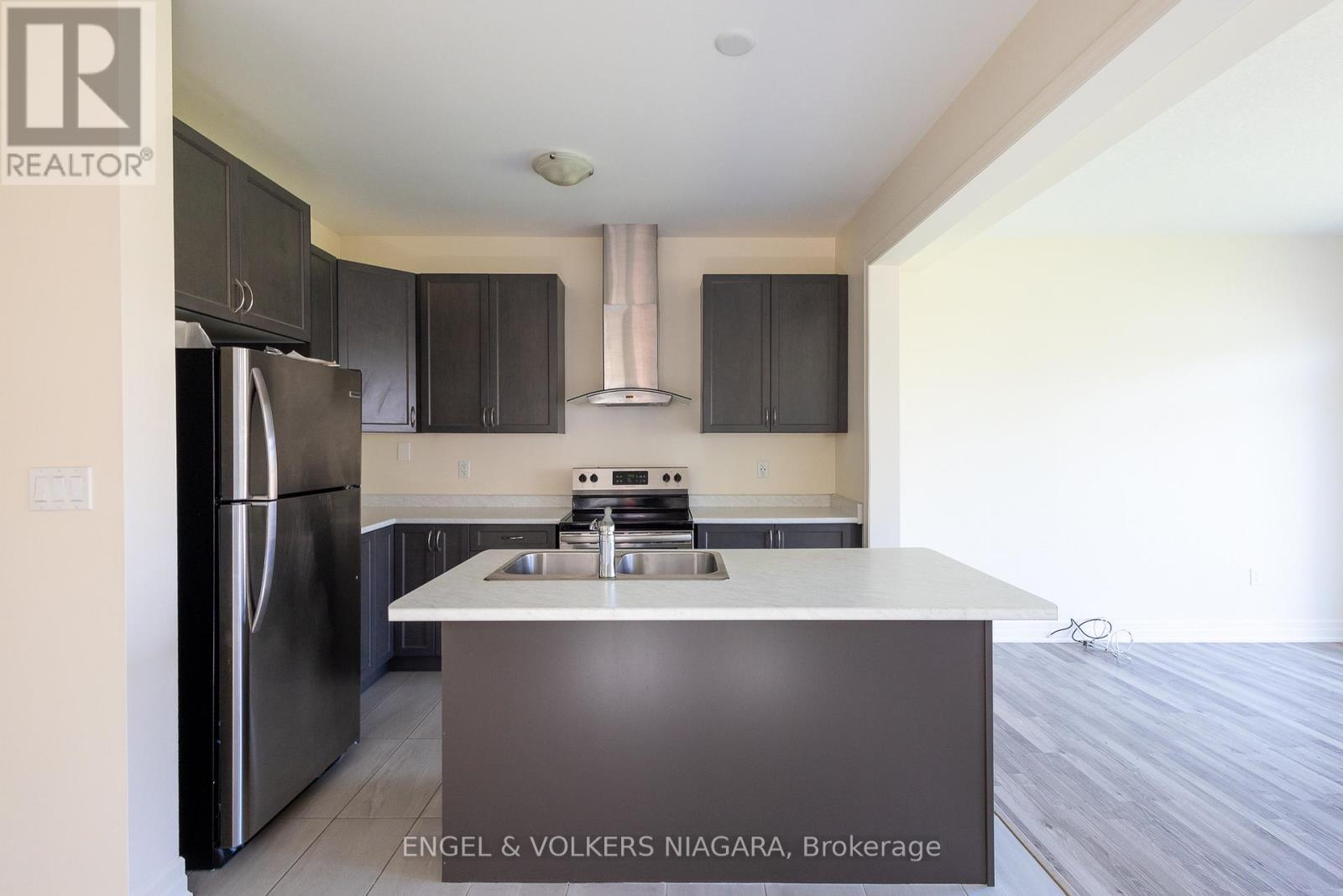 4387 Eclipse Way, Niagara Falls, Ontario  L2G 0X5 - Photo 16 - X12484022