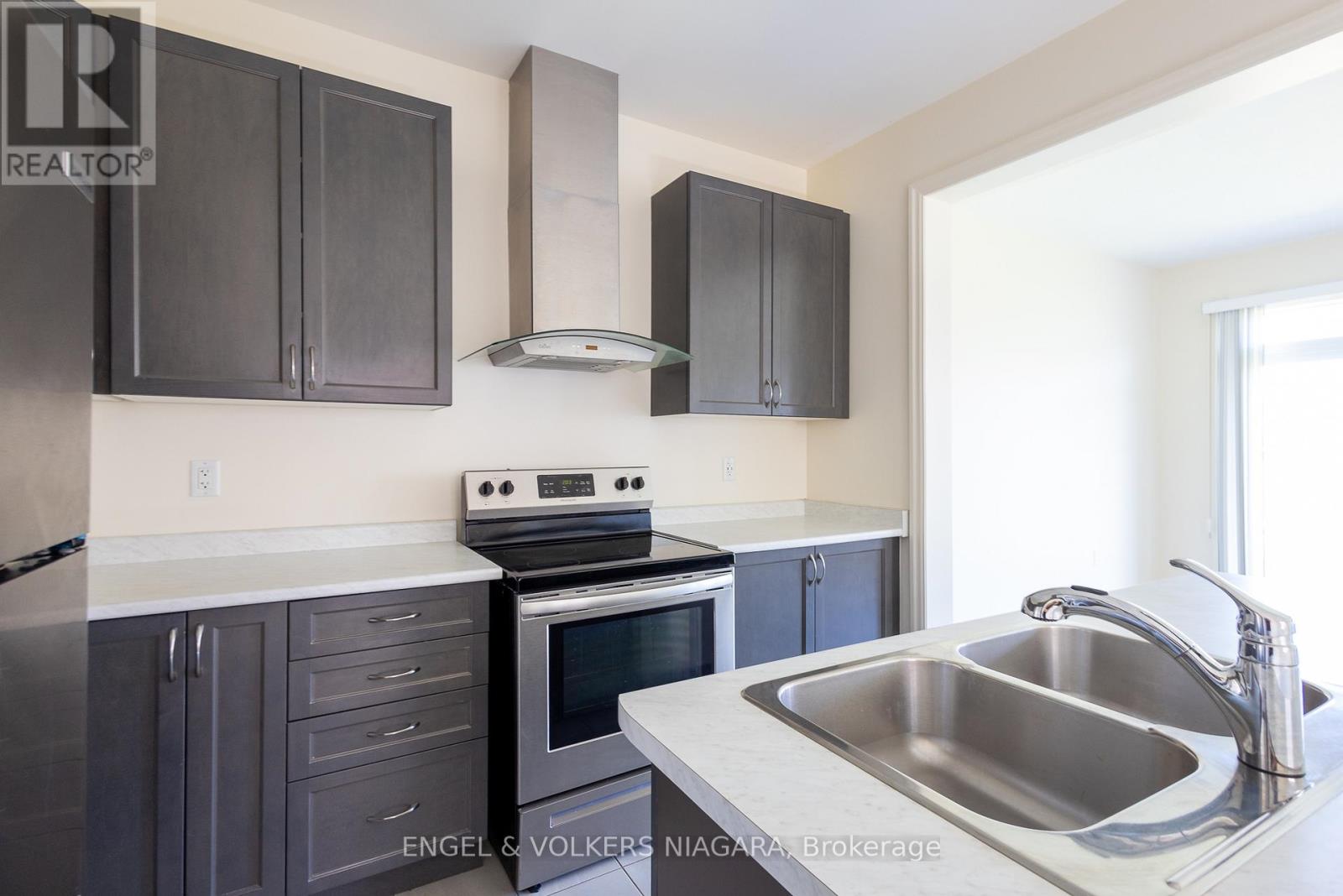 4387 Eclipse Way, Niagara Falls, Ontario  L2G 0X5 - Photo 17 - X12484022