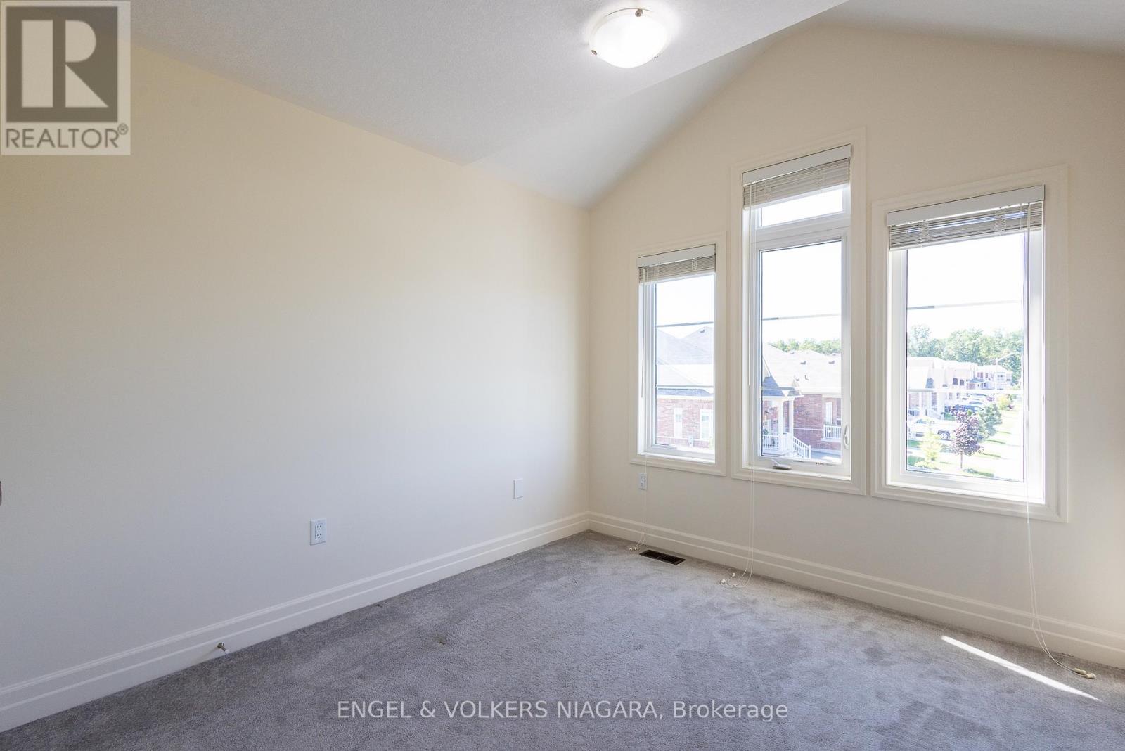 4387 Eclipse Way, Niagara Falls, Ontario  L2G 0X5 - Photo 21 - X12484022