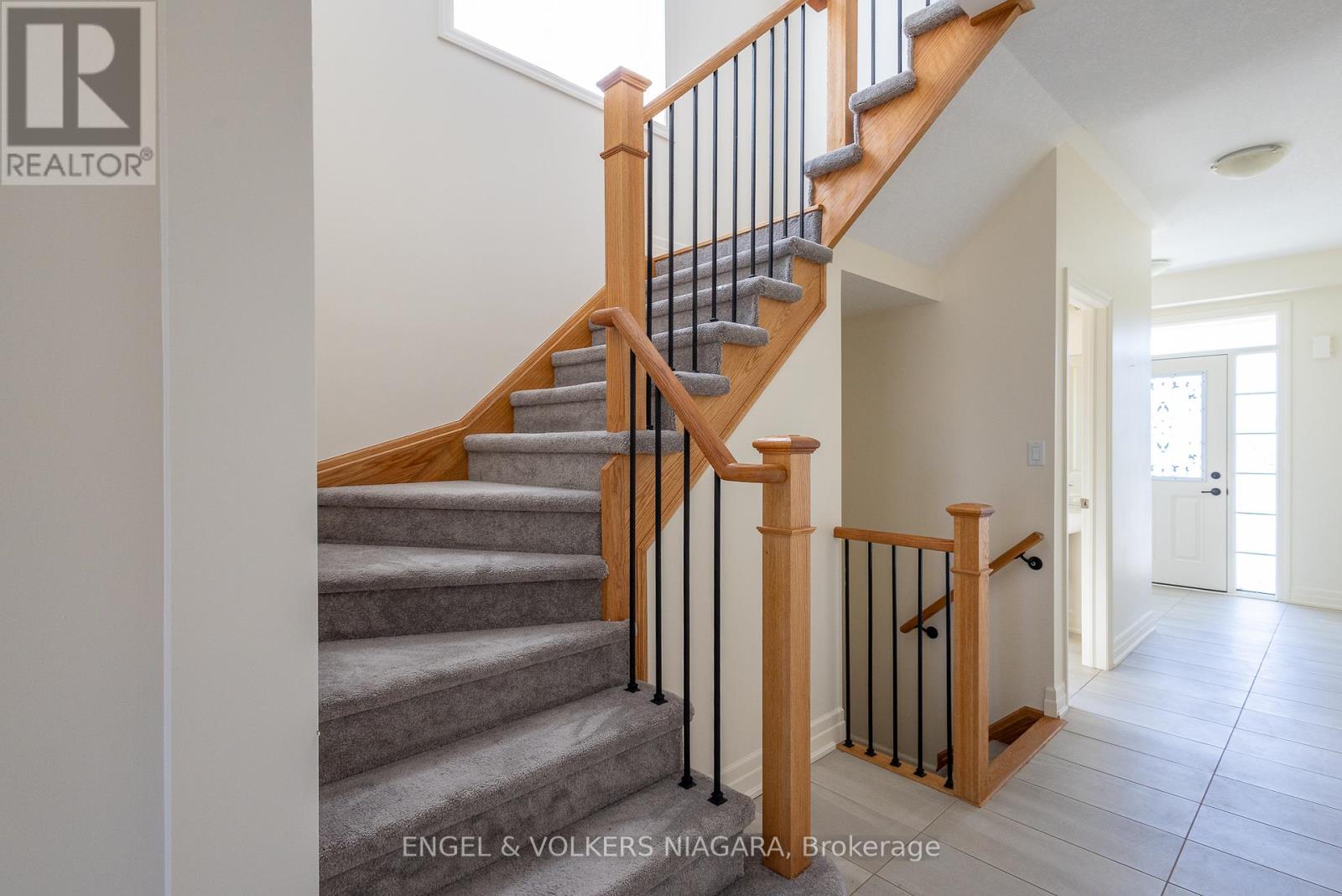 4387 Eclipse Way, Niagara Falls, Ontario  L2G 0X5 - Photo 6 - X12484022