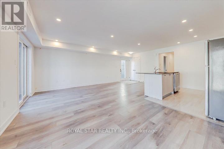 2 - 14 Pumpkin Cor Crescent, Barrie (Innis-Shore), Ontario  L9J 0C2 - Photo 12 - S12483927