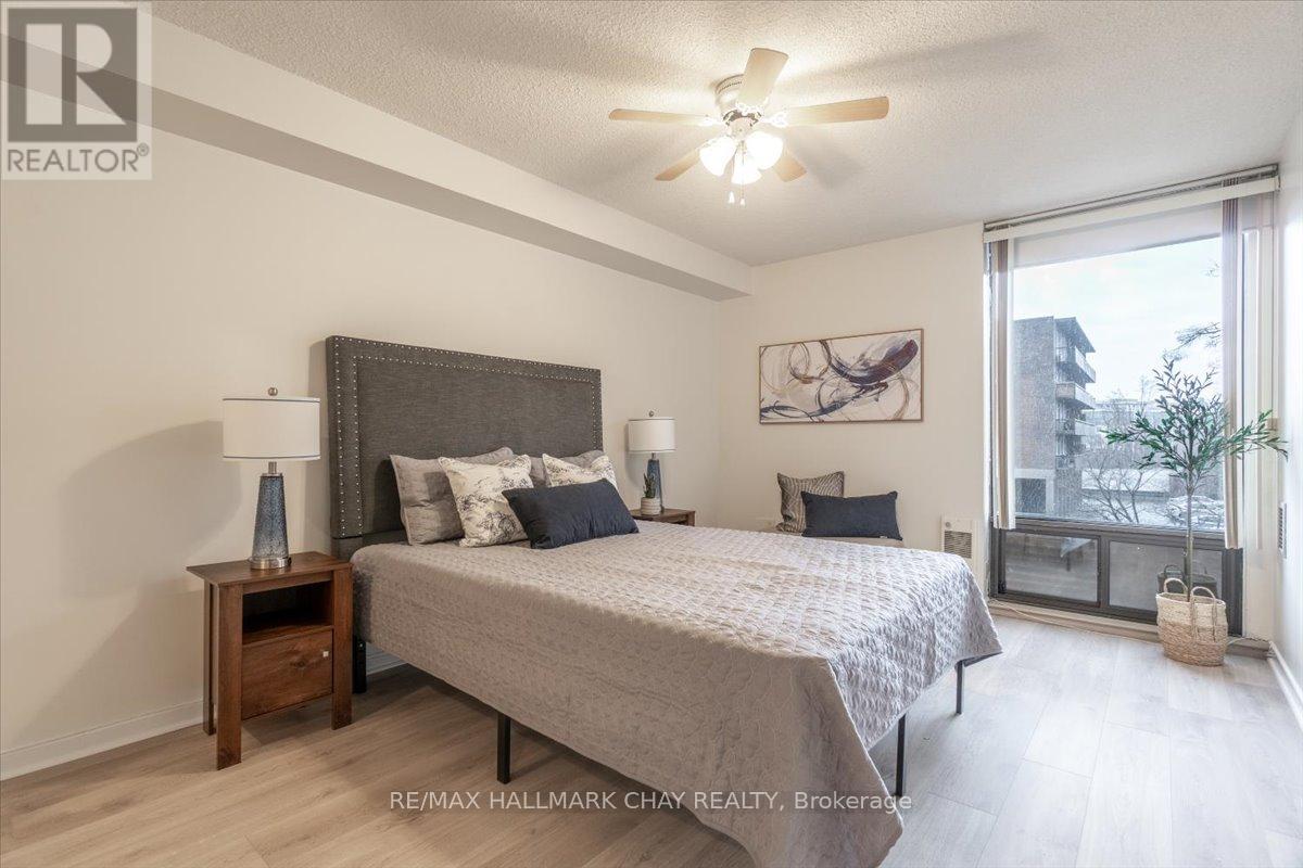 204 - 181 Collier Street, Barrie (North Shore), Ontario  L4M 5L6 - Photo 23 - S12483929