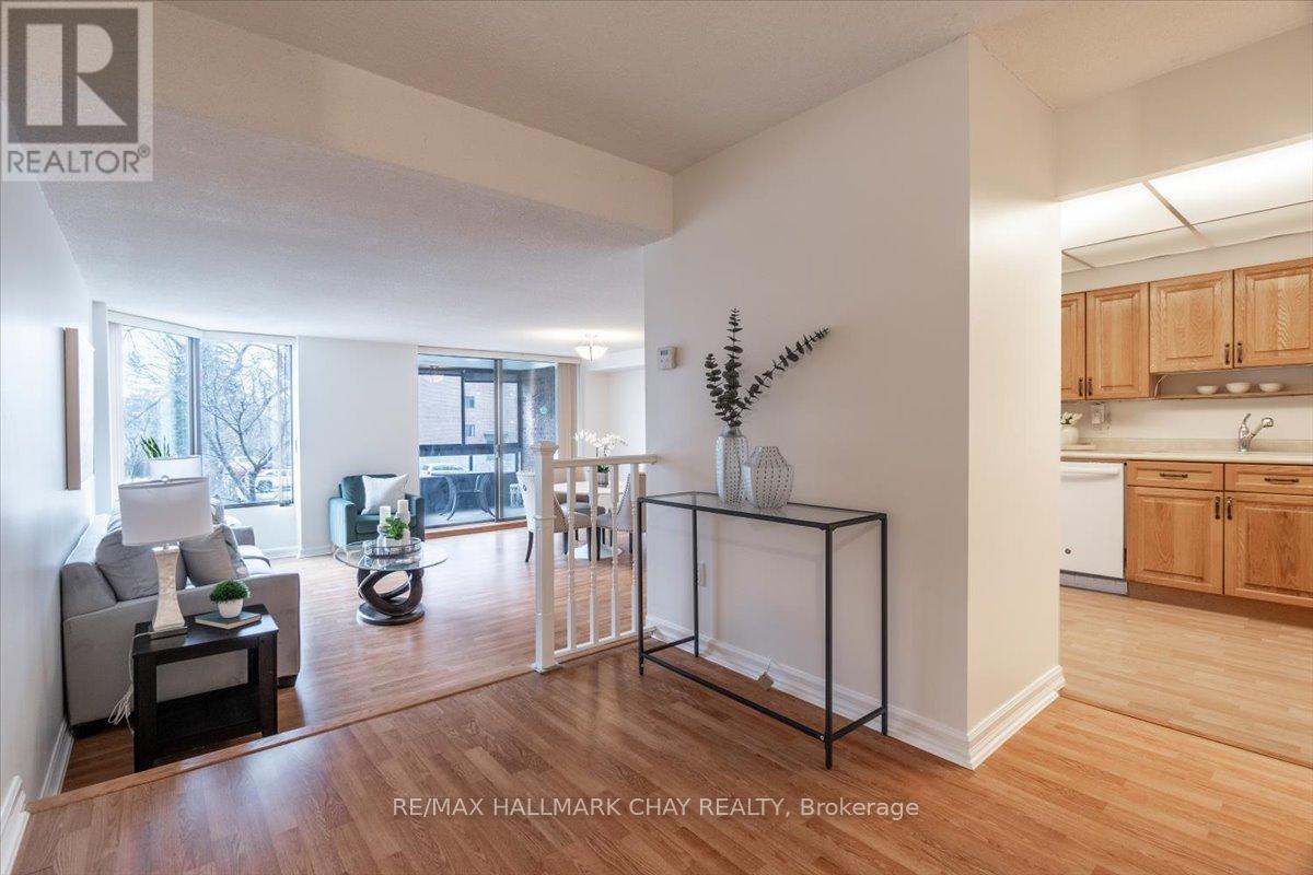 204 - 181 Collier Street, Barrie (North Shore), Ontario  L4M 5L6 - Photo 8 - S12483929