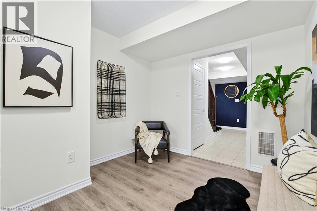 22 Spring Creek Drive Unit# 57, Waterdown, Ontario  L8B 1V7 - Photo 4 - 40760808