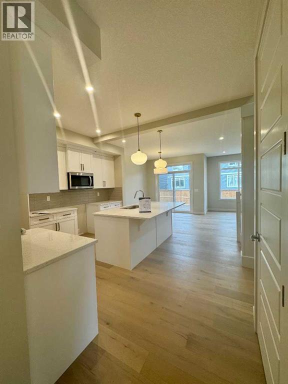 Property at 257 Waterford Way image 3