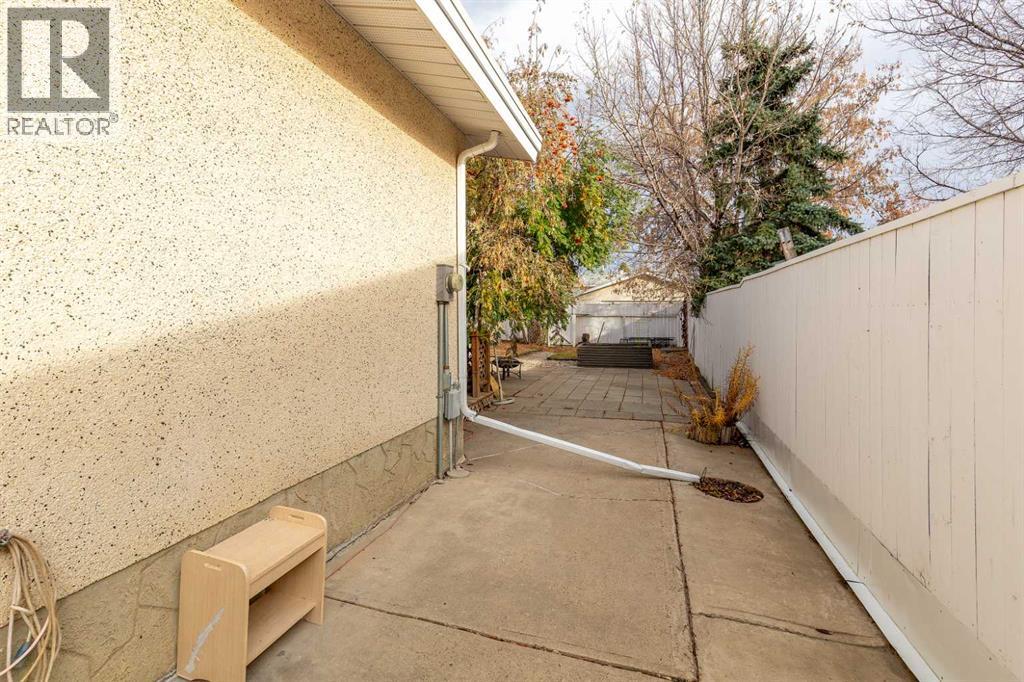1907 18 Street N, Lethbridge, Alberta  T1H 4A8 - Photo 22 - A2266288