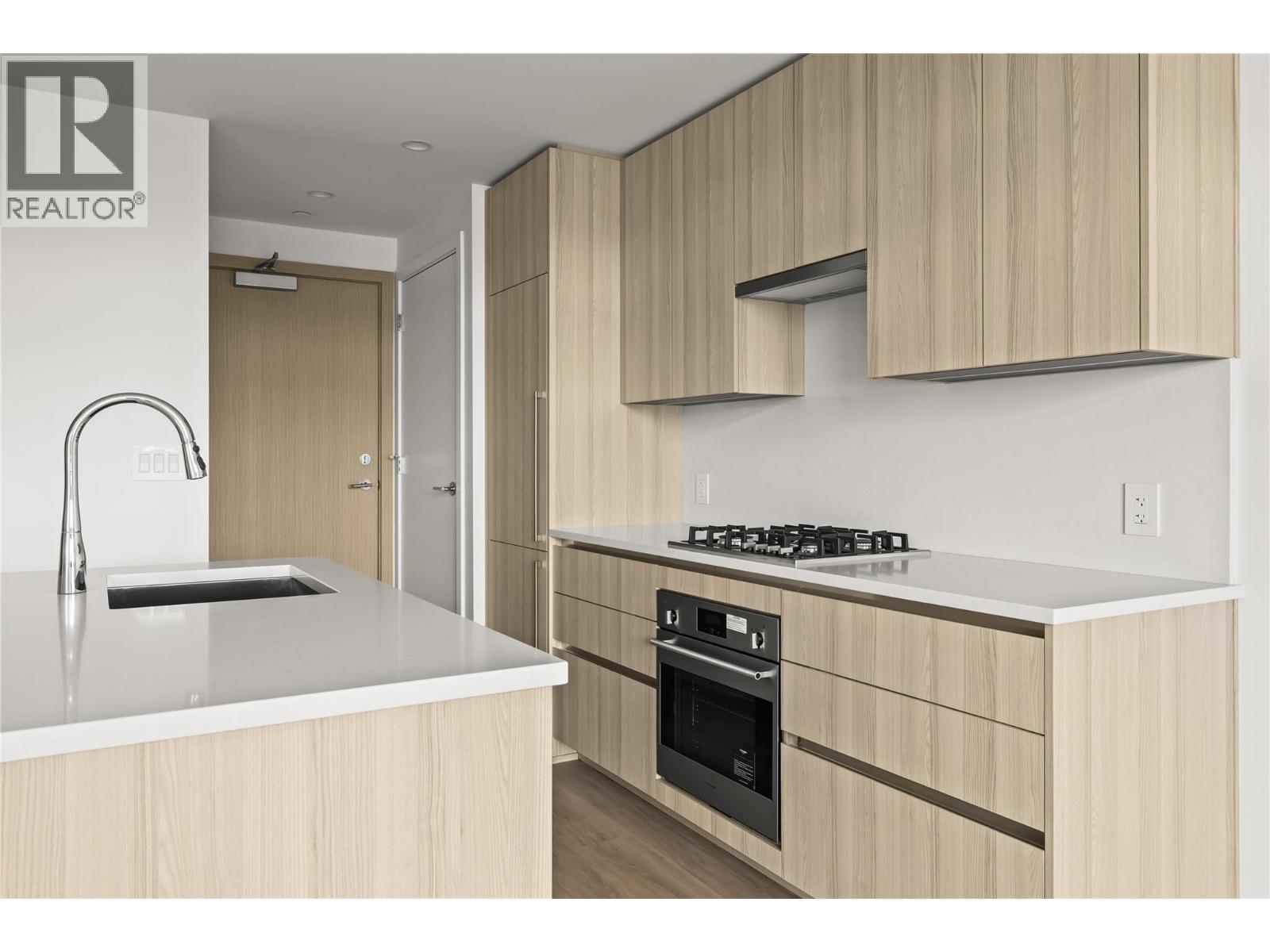 1626 Water Street Unit# 2705 Kelowna Photo 7