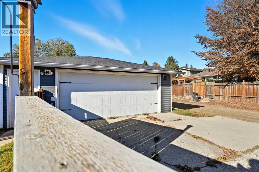 155 Barrett Drive, Red Deer, Alberta  T4R 1H3 - Photo 24 - A2264638