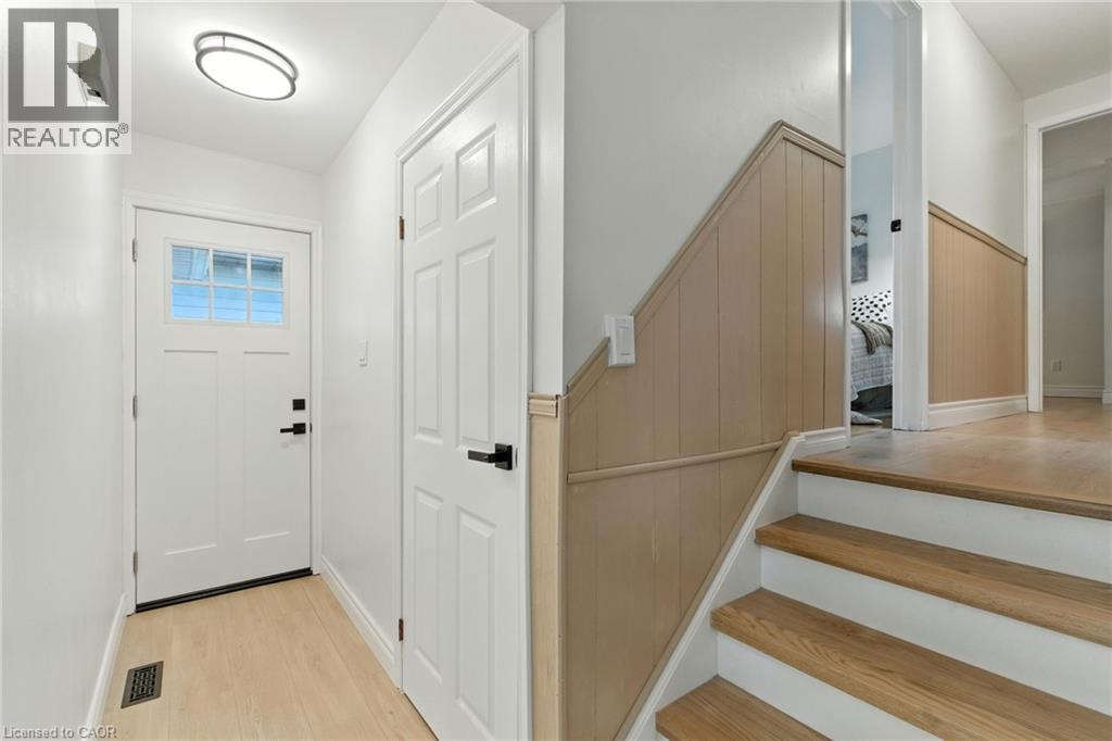 1423 Thornton Road, Burlington, Ontario  L7M 1N6 - Photo 12 - 40774004