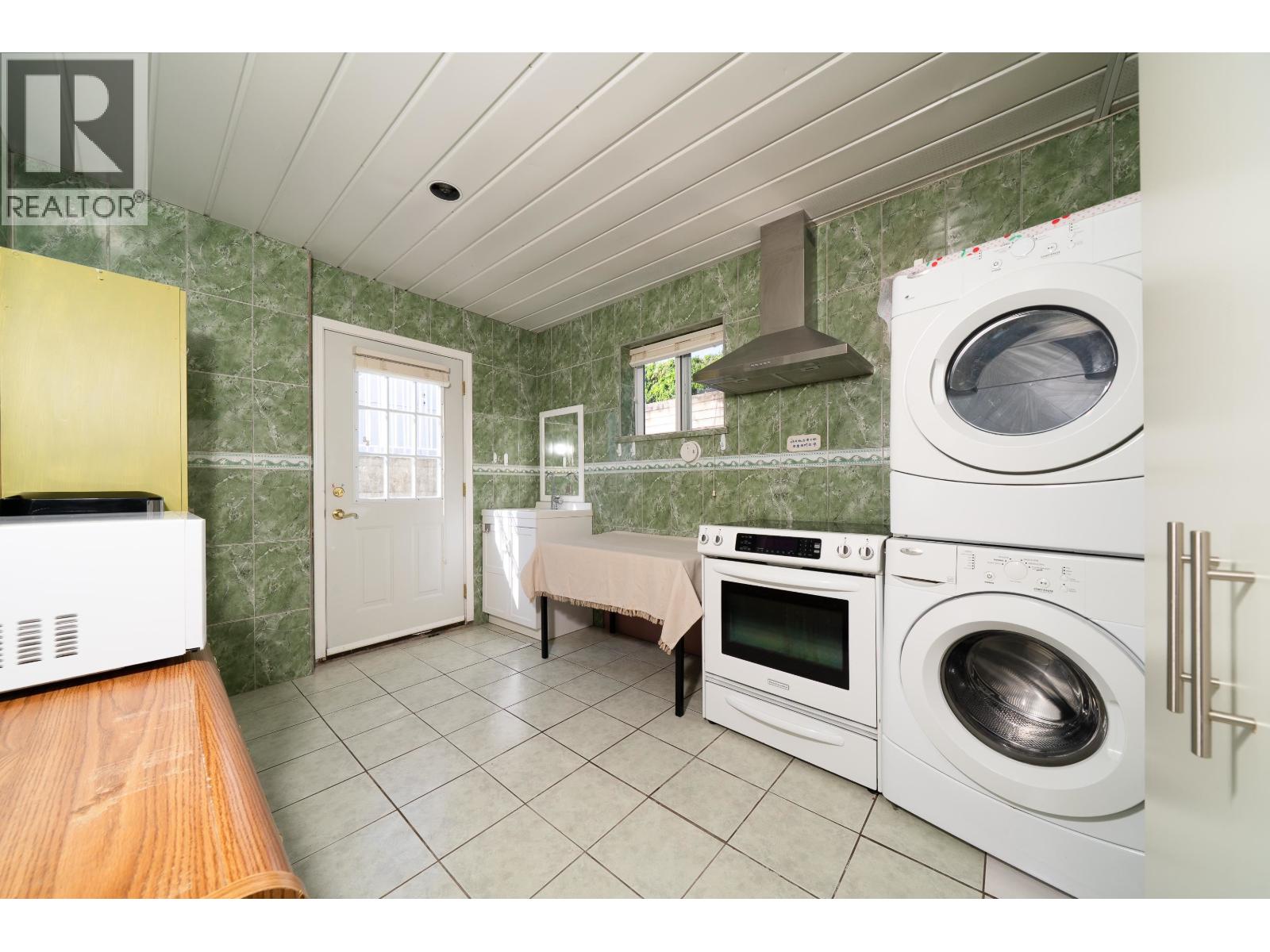 7287 Pandora Street, Burnaby, British Columbia  V5A 1B8 - Photo 35 - R3049300