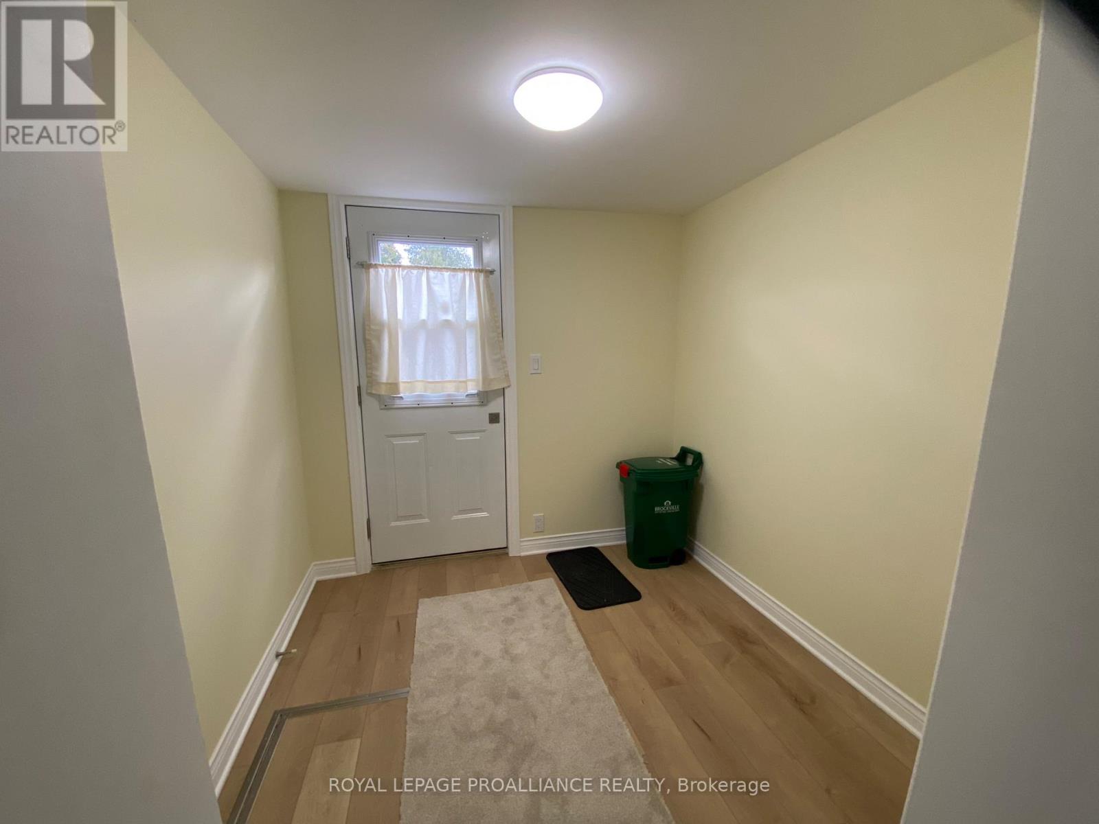 71 Buell Street, Brockville, Ontario K6V 4Y4 - Photo 15 - X12483979