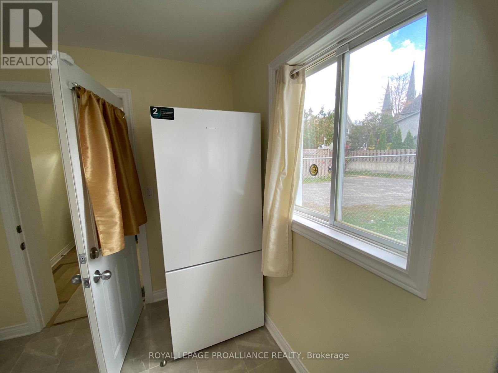 71 Buell Street, Brockville, Ontario K6V 4Y4 - Photo 16 - X12483979