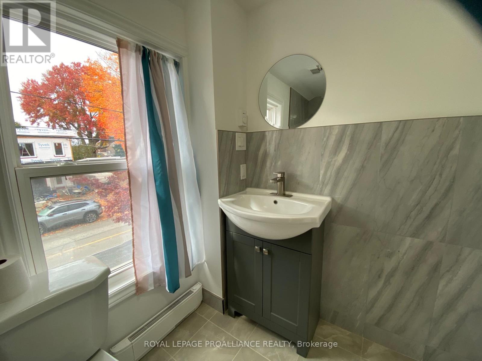 71 Buell Street, Brockville, Ontario K6V 4Y4 - Photo 18 - X12483979