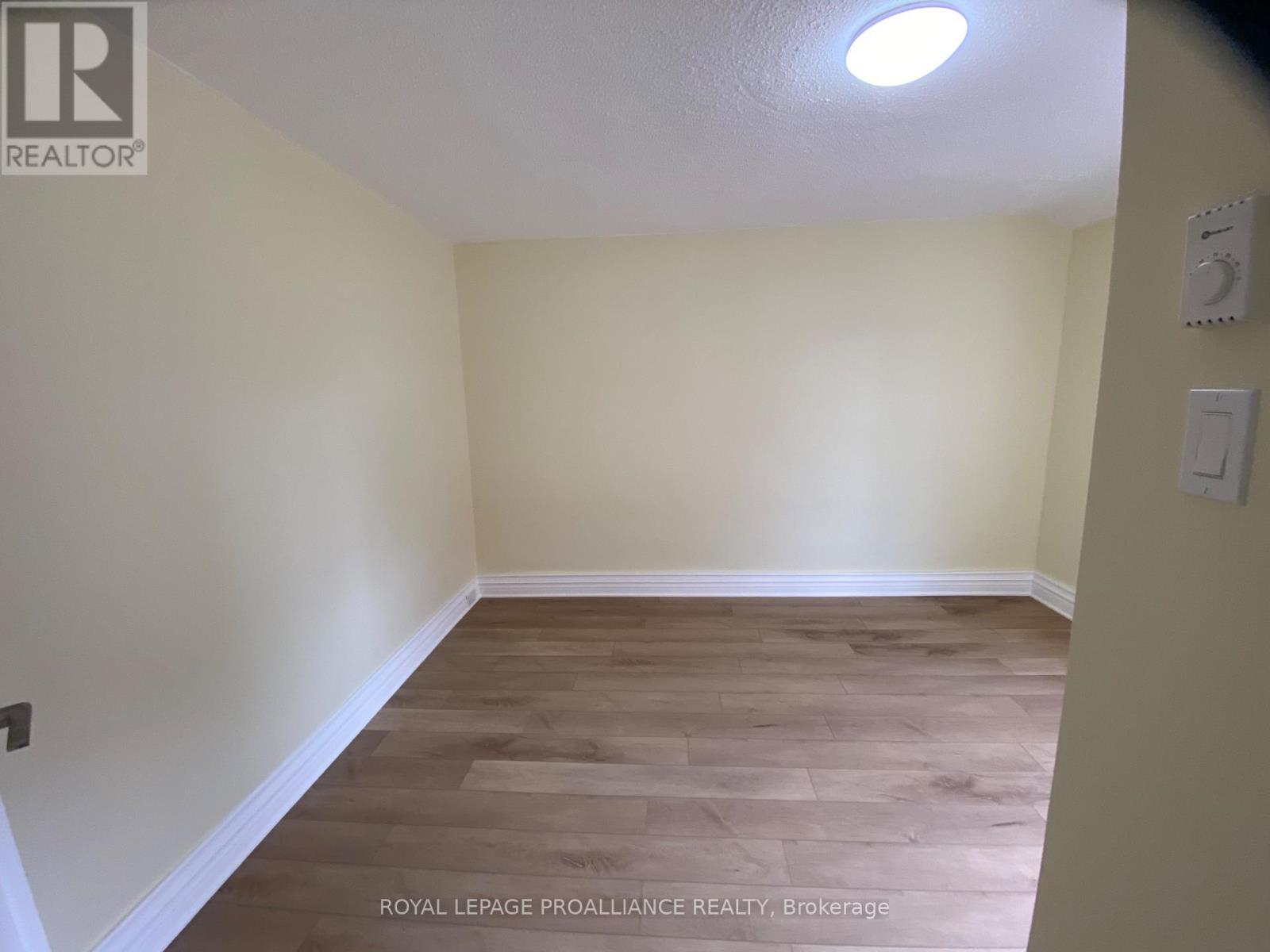 71 Buell Street, Brockville, Ontario K6V 4Y4 - Photo 24 - X12483979