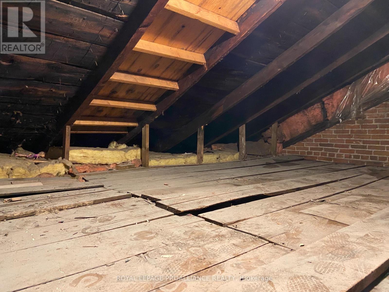 71 Buell Street, Brockville, Ontario K6V 4Y4 - Photo 25 - X12483979