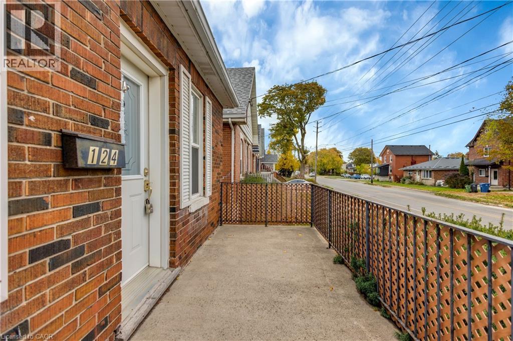 124 Elizabeth Street, Guelph, Ontario  N1E 2X3 - Photo 3 - 40782051