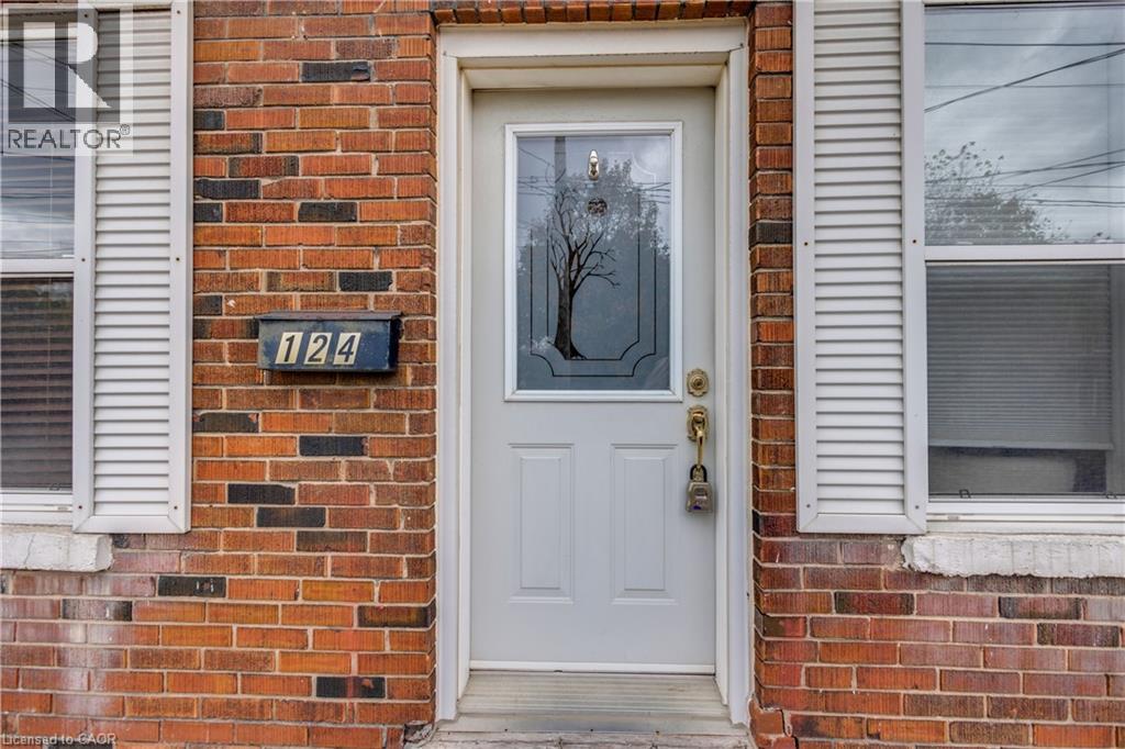 124 Elizabeth Street, Guelph, Ontario  N1E 2X3 - Photo 2 - 40782051
