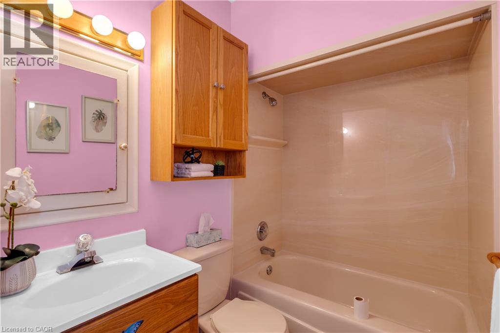 124 Elizabeth Street, Guelph, Ontario  N1E 2X3 - Photo 20 - 40782051