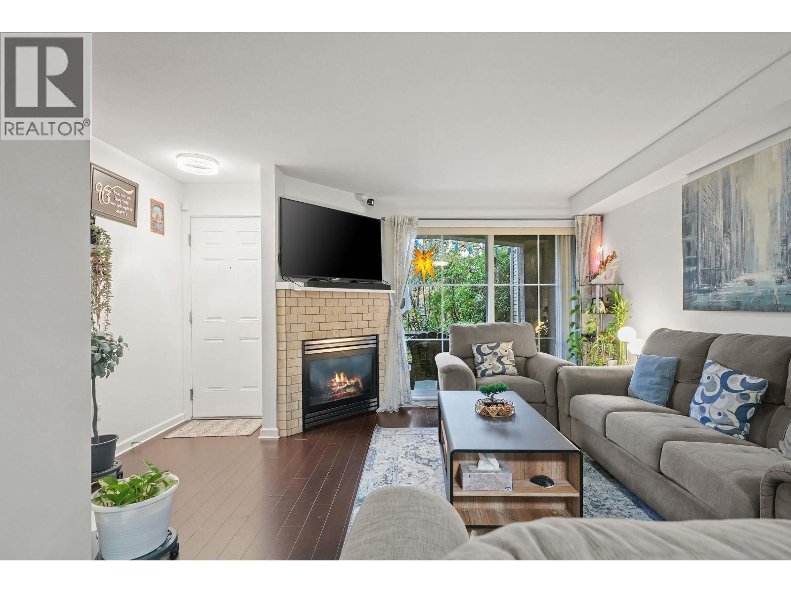 2 1383 Brunette Avenue, Coquitlam, British Columbia  V3K 1G6 - Photo 6 - R3061977