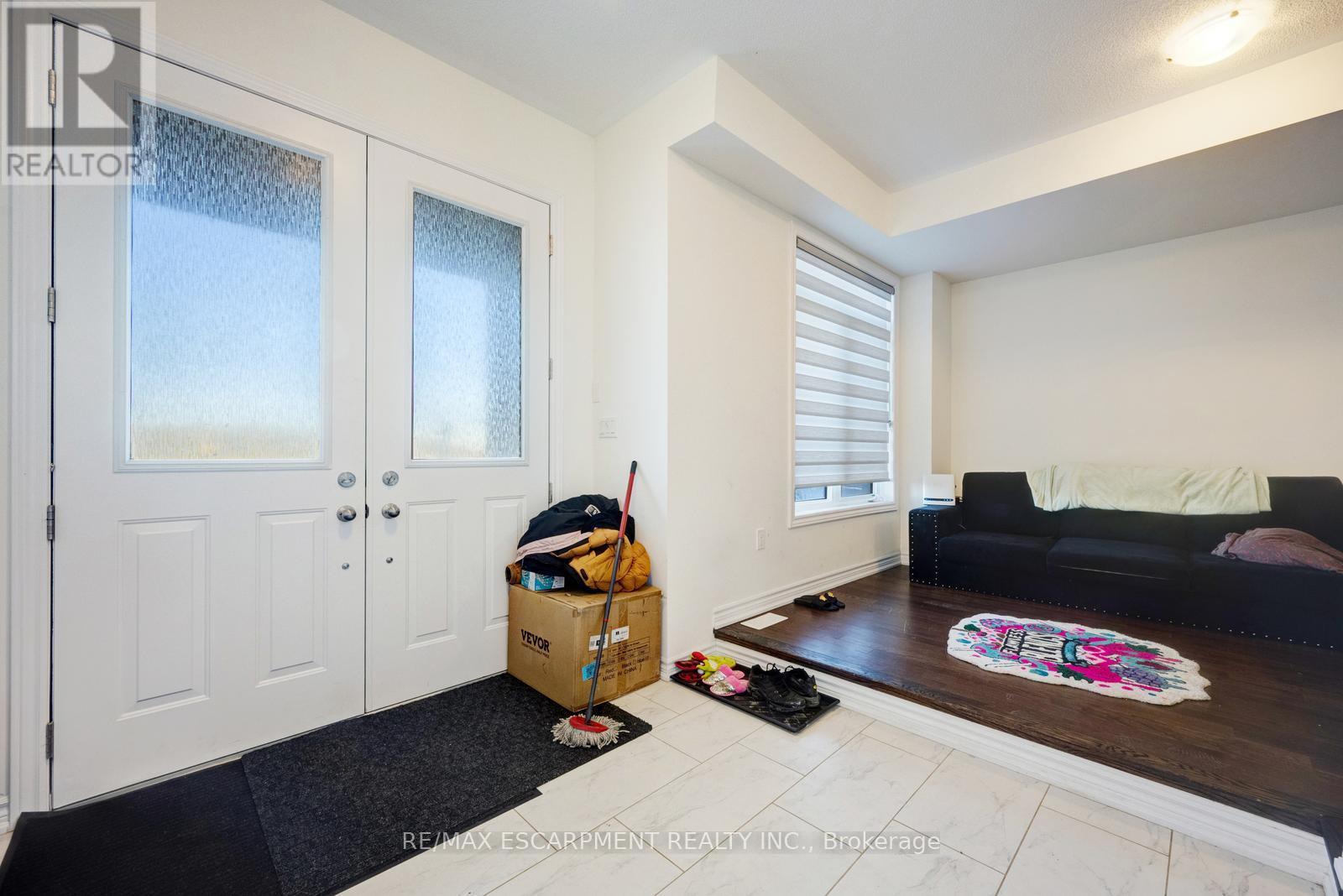 12230 Mclaughlin Road, Caledon, Ontario  L7C 4K8 - Photo 2 - W12483910