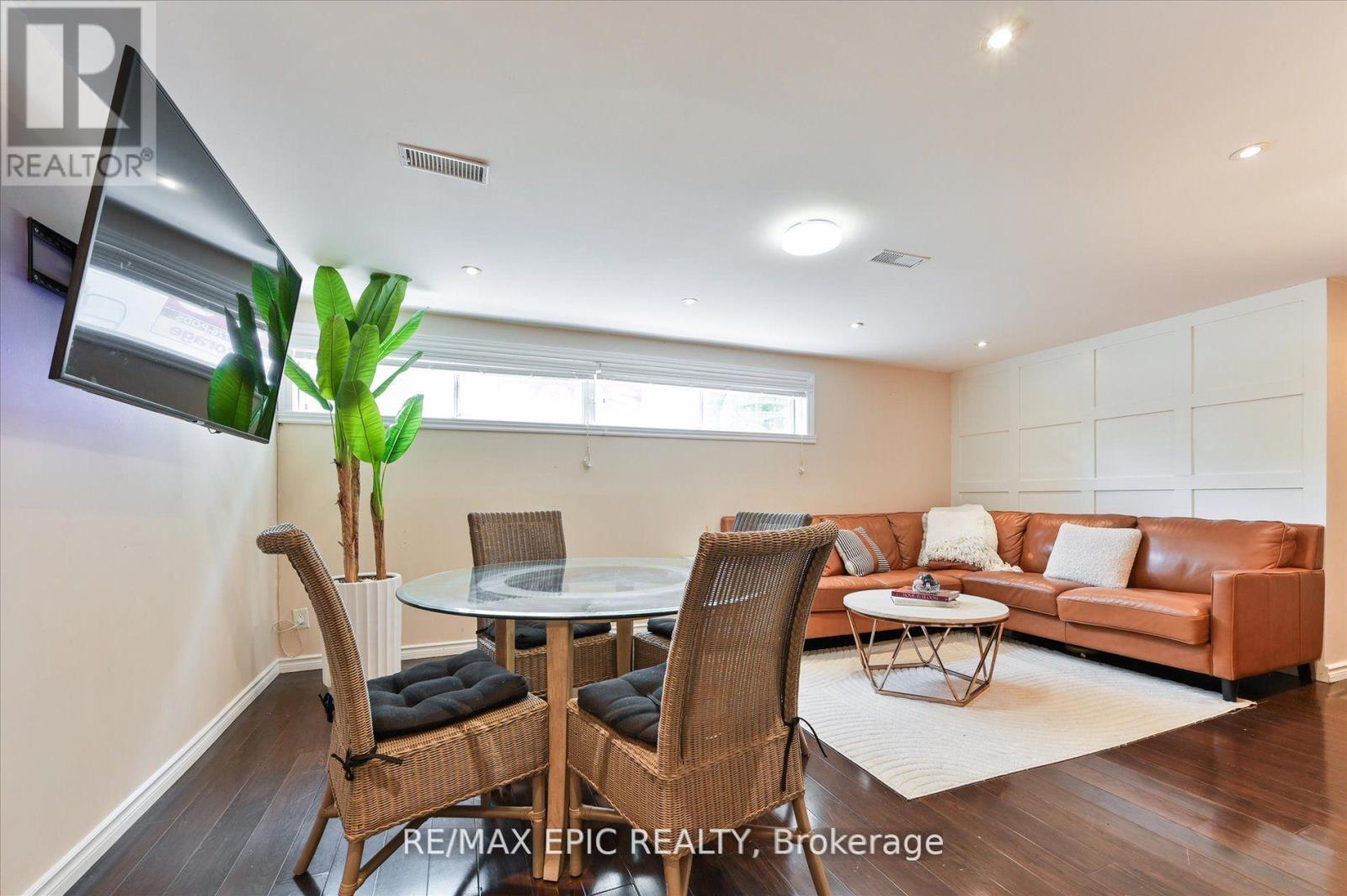 Lower - 2683 Truscott Drive, Mississauga, Ontario  L5J 2B6 - Photo 5 - W12483930