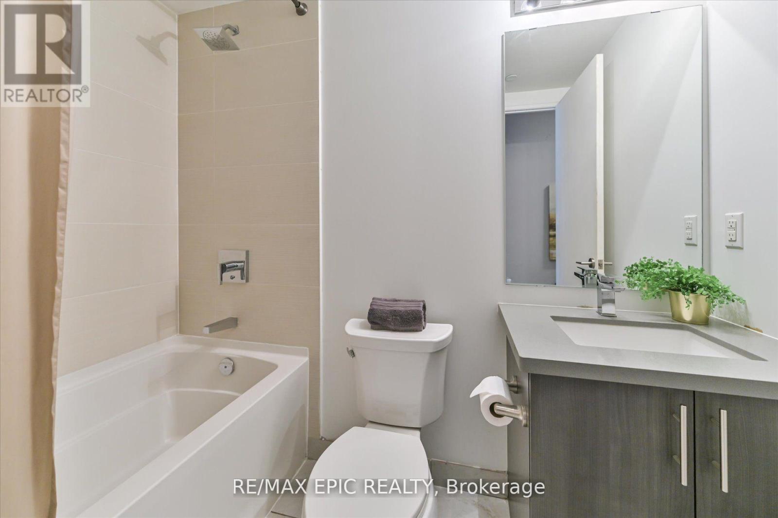 204 - 16 Mcadam Avenue, Toronto, Ontario  M6A 0B9 - Photo 18 - W12483937