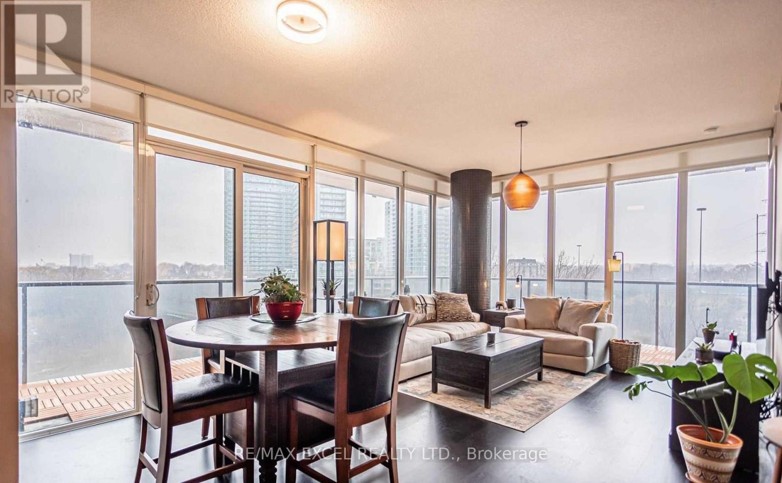 716 - 90 Park Lawn Road, Toronto, Ontario  M8Y 0B6 - Photo 3 - W12483942