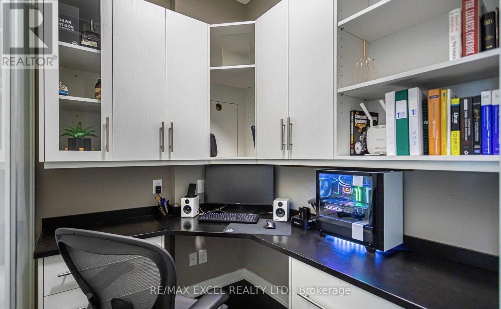 716 - 90 Park Lawn Road, Toronto, Ontario  M8Y 0B6 - Photo 4 - W12483942