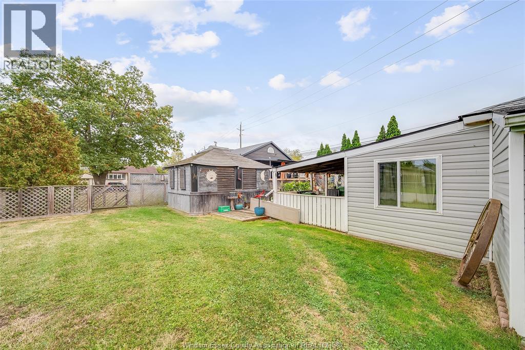 1897 Buckingham, Windsor, Ontario  N8T 2A7 - Photo 36 - 25027274