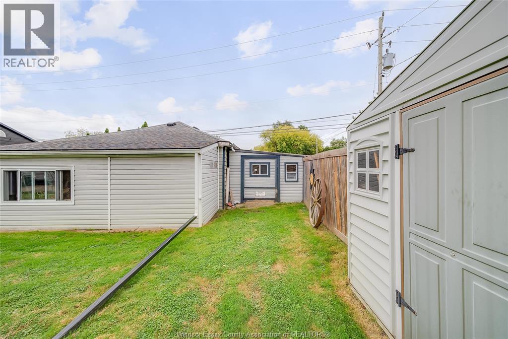 1897 Buckingham, Windsor, Ontario  N8T 2A7 - Photo 37 - 25027274