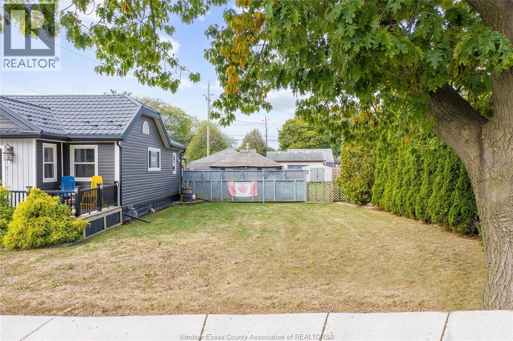 1897 Buckingham, Windsor, Ontario  N8T 2A7 - Photo 39 - 25027274