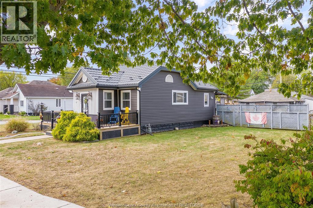 1897 Buckingham, Windsor, Ontario  N8T 2A7 - Photo 40 - 25027274