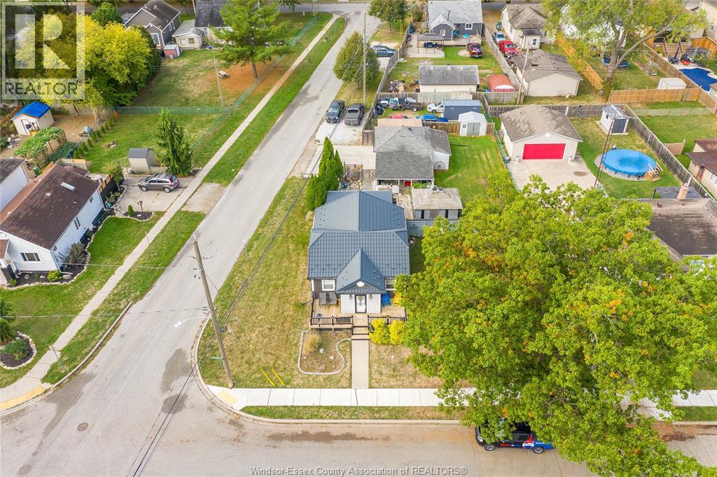 1897 Buckingham, Windsor, Ontario  N8T 2A7 - Photo 41 - 25027274