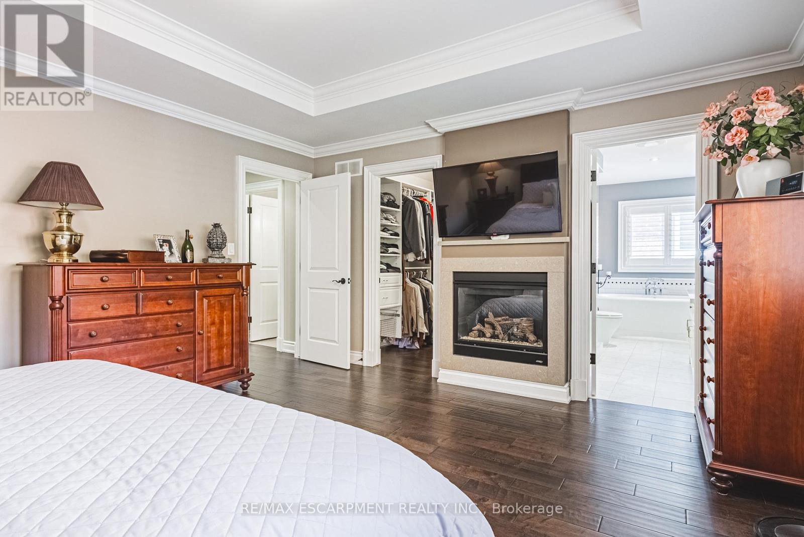 67 Alma Street, Hamilton, Ontario  L9H 2E3 - Photo 21 - X12478371
