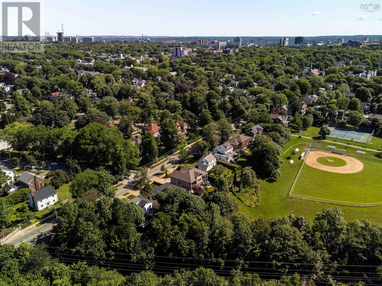 6640 Jubilee Road, Halifax, Nova Scotia  B3H 2H4 - Photo 3 - 202513763