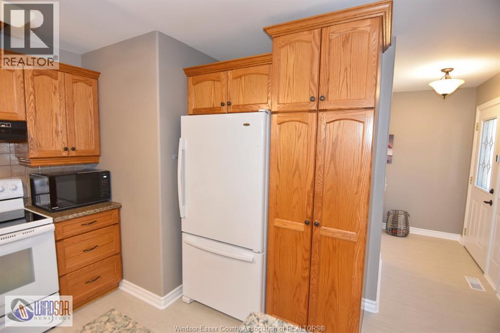 387 Millstone Lane, Belle River, Ontario  N8L 0P4 - Photo 15 - 25027275