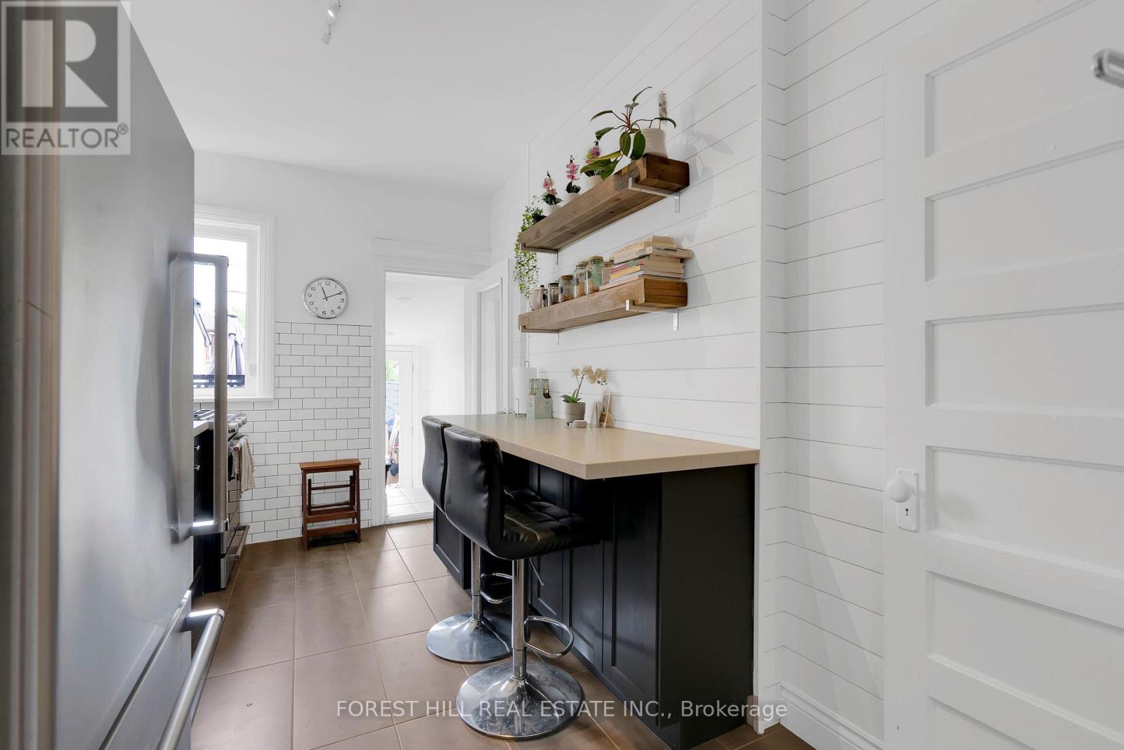 169 Rushton Road, Toronto, Ontario  M6G 3H9 - Photo 2 - C12483961
