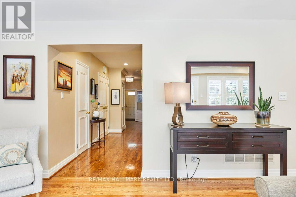 106 Kimbark Boulevard, Toronto, Ontario  M5N 2Y2 - Photo 20 - C12483977