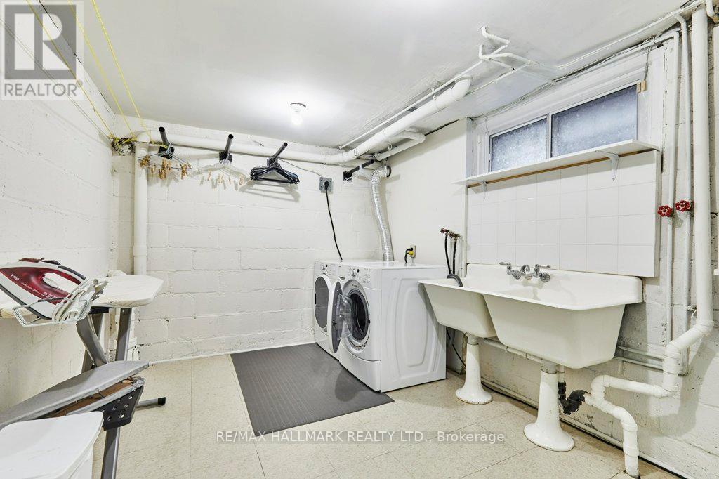 106 Kimbark Boulevard, Toronto, Ontario  M5N 2Y2 - Photo 38 - C12483977