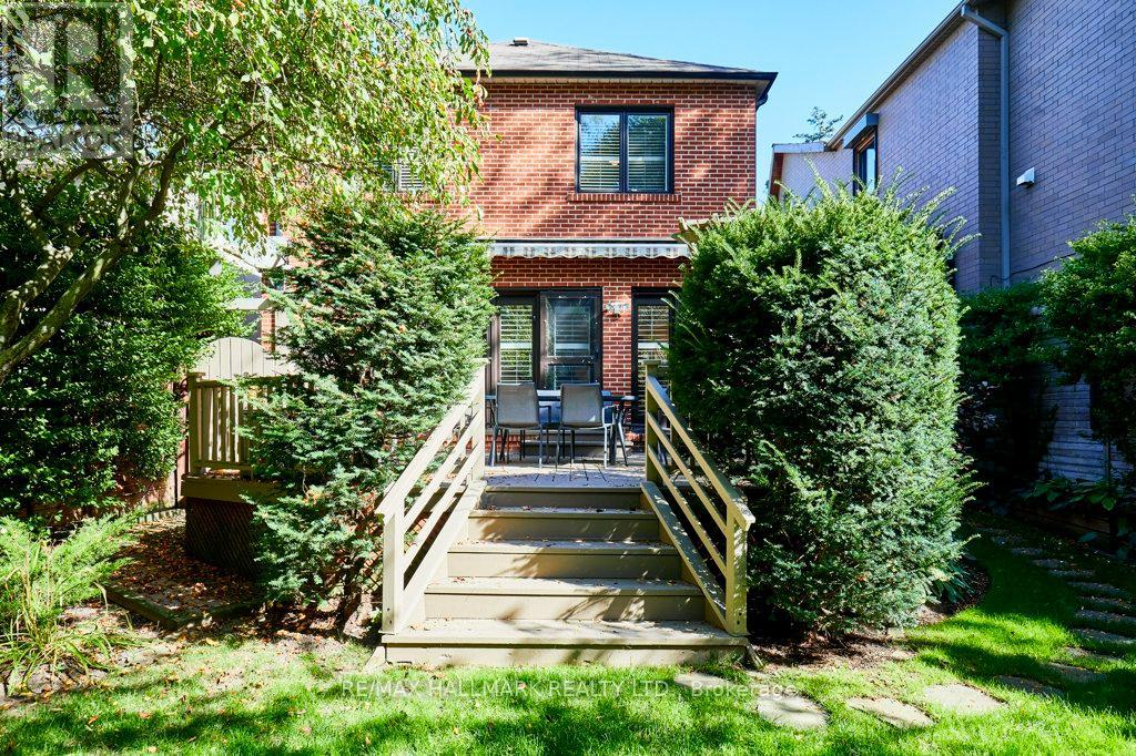 106 Kimbark Boulevard, Toronto, Ontario  M5N 2Y2 - Photo 42 - C12483977