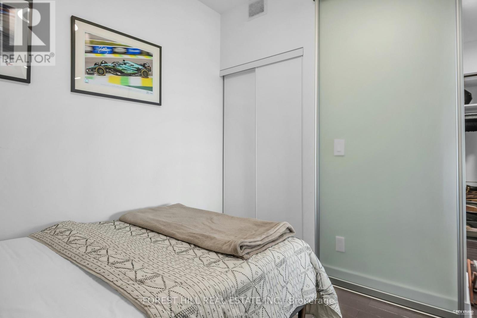 1403 - 181 Bedford Road, Toronto, Ontario  M5R 0C2 - Photo 7 - C12483988