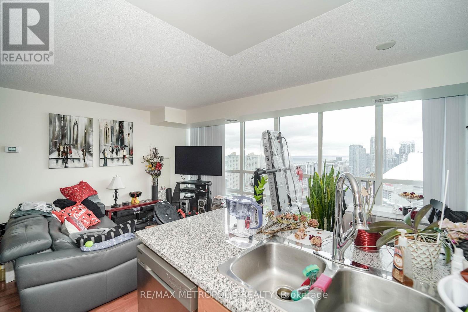 3602 - 30 Grand Trunk Crescent, Toronto, Ontario  M5J 3A4 - Photo 17 - C12483995