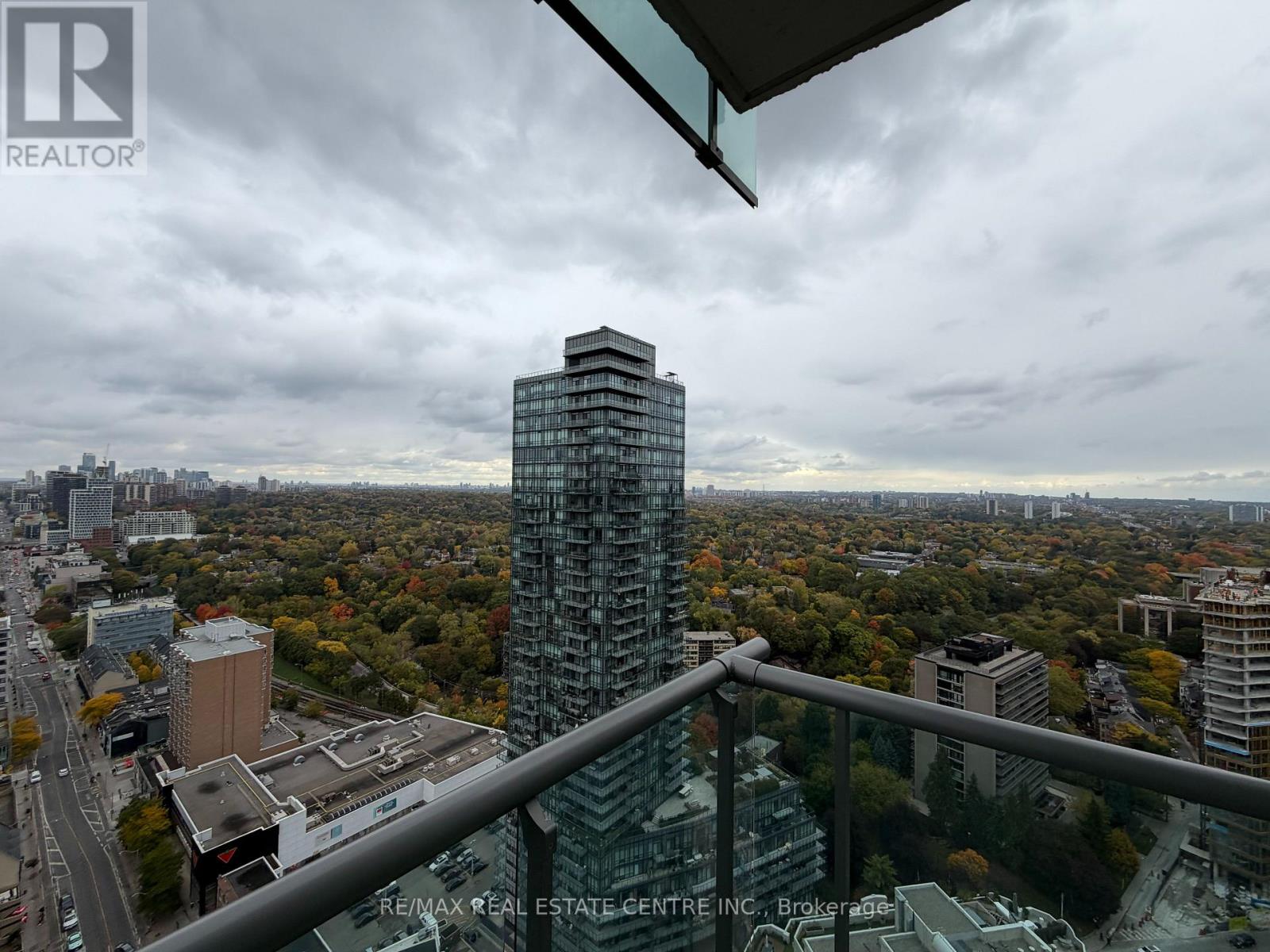 3106 - 18 Yorkville Avenue, Toronto, Ontario  M4W 3Y8 - Photo 14 - C12483999