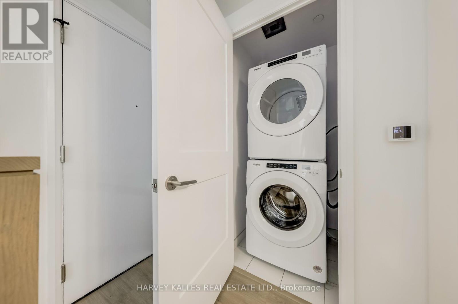 Th110 - 25 Holly Street, Toronto, Ontario  M4S 0E3 - Photo 15 - C12484009