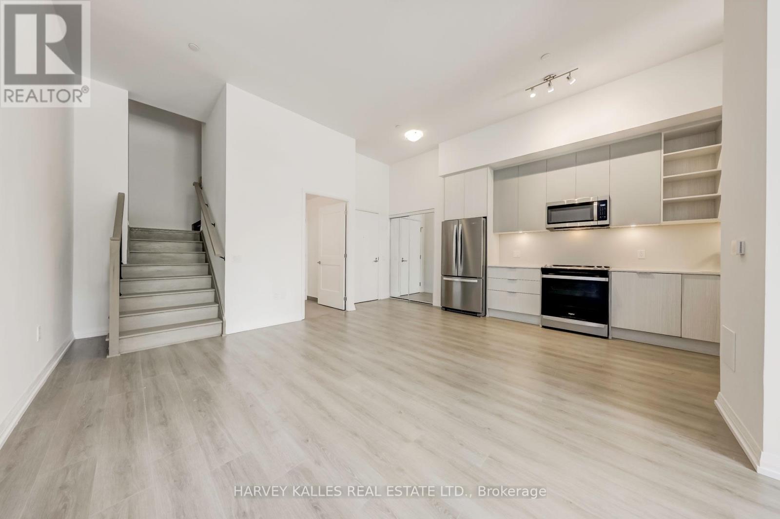 Th110 - 25 Holly Street, Toronto, Ontario  M4S 0E3 - Photo 9 - C12484009