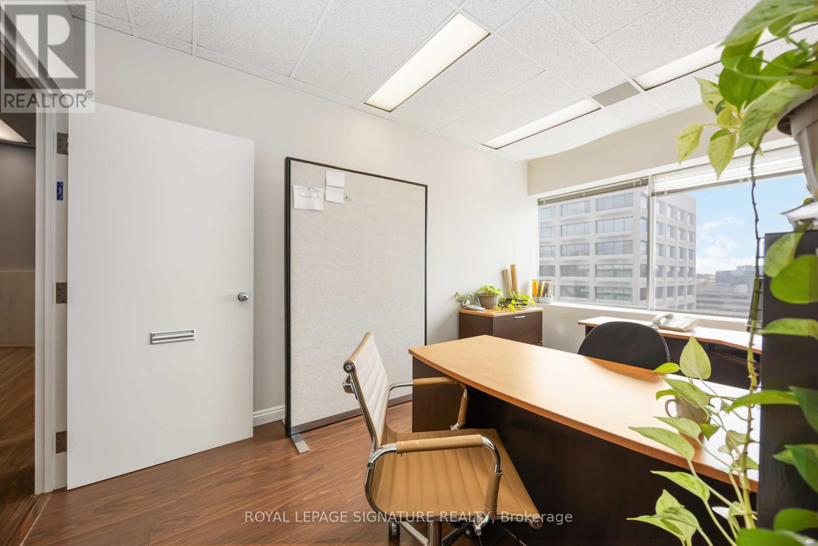 618 - 220 Duncan Mill Road, Toronto, Ontario  M3B 3J5 - Photo 7 - C12484033